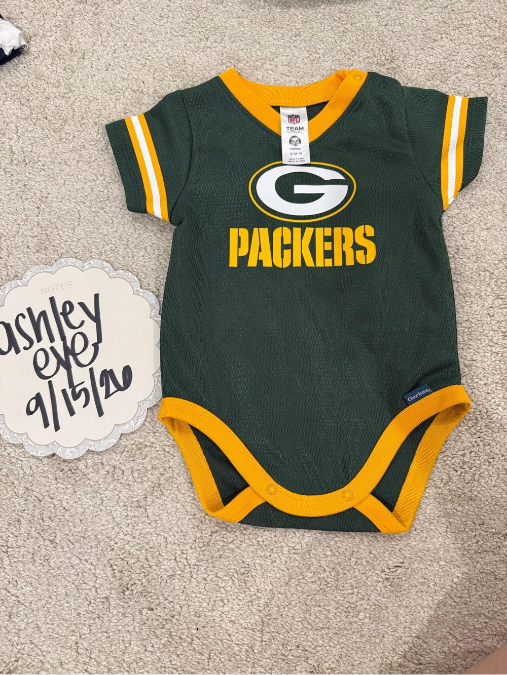 NFL Green Bay Packers Dark Green and Gold Infant One-Piece - 6-12m